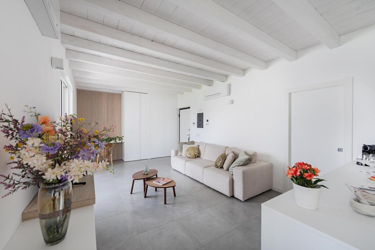 Apartamento La Cittadella Pt-6 By Wonderful Italy Manerba del Garda Exterior foto