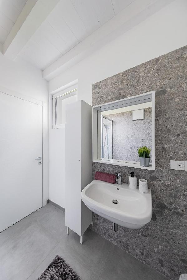 Apartamento La Cittadella Pt-6 By Wonderful Italy Manerba del Garda Exterior foto
